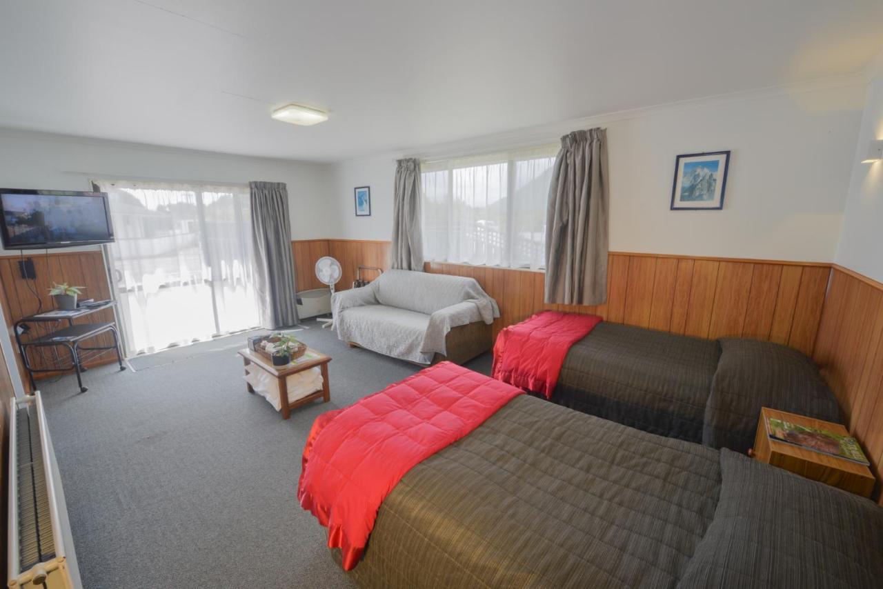 Wilderness Motel Accommodation Гаст Екстер'єр фото