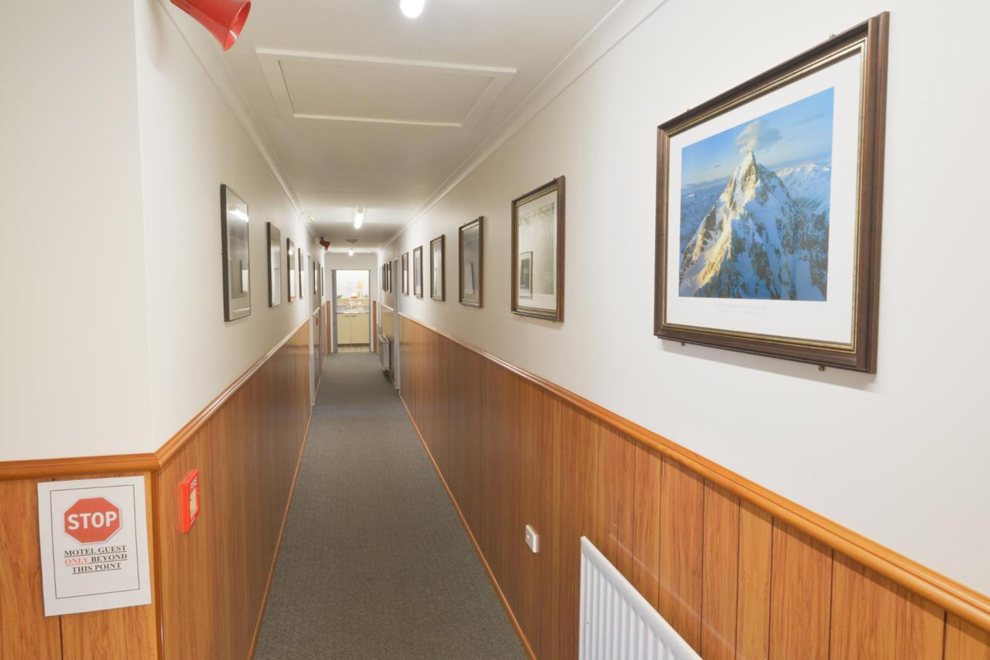Wilderness Motel Accommodation Гаст Екстер'єр фото