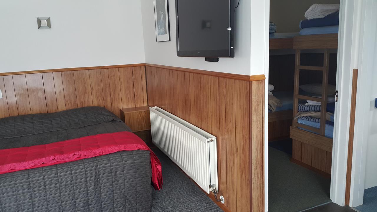 Wilderness Motel Accommodation Гаст Екстер'єр фото